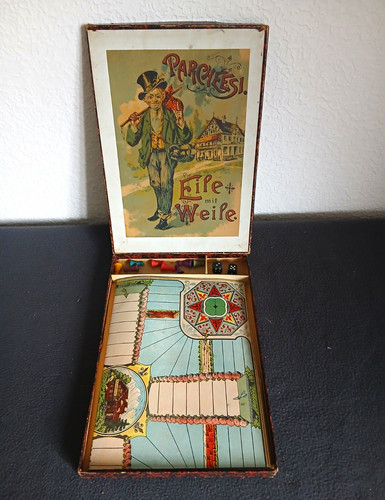 Antik parcheesi eile mit - eile,